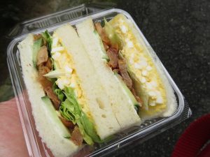 照り焼きチキンサンド：ヤマダベーカリー