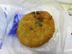 ライスコロッケパン：志津屋