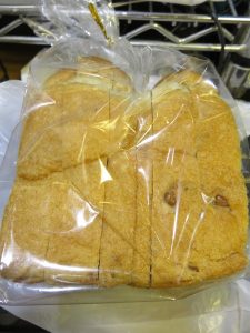 くるみ食パン：天満粉もん製作所