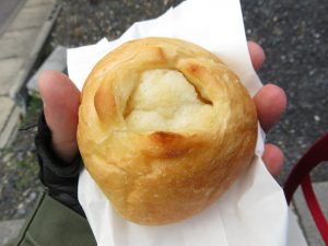 塩バターパン：野洲工房