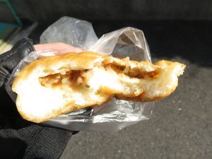 ピロシキ：ベーカリーショップルーブル