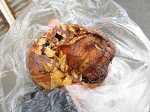 チョコフレーク：阪急ベーカリー香房