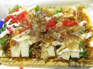 焼きそばサンド：志津屋