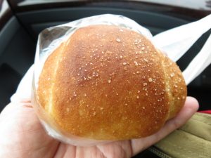 塩パン：ヤムヤム
