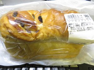 レーズンブレッド：小麦の郷