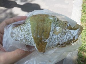 伊勢茶のチーズケーキクロワッサン：サンエトワール