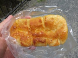 プーさんのはちみつパン：プチシャンボール