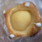 洋なしのデニッシュ：小麦の郷ライフ伏見深草店