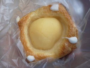 洋なしのデニッシュ：小麦の郷