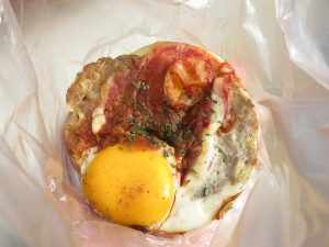 ロコモコハンバーグ：バターフレーク