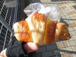 チーズクロワッサン：ぱんのくに