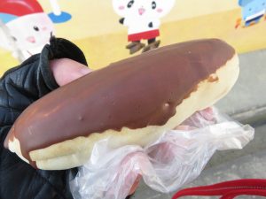 エクレーヌ米粉パン（ショコラ）：レスウィ