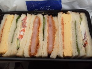 スペシャルミックスサンド：志津屋