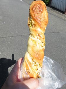 春キャベツと燻しベーコン：ドンク