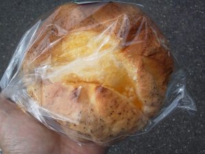清見オレンジと紅茶のパン：小麦の郷