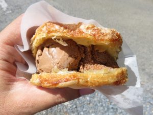 アイスクリームパイ（チョコ）：ブルージュ洛北
