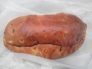 クリームチーズとはちみつのくるみパン：cookhouse
