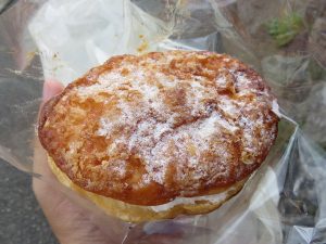 クリームパイ（生クリーム）：ブルージュ洛北