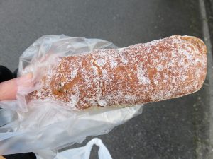 天使のクリームパン：阪急ベーカリー