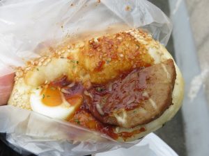 テリヤキハンバーグ：阪急ベーカリー