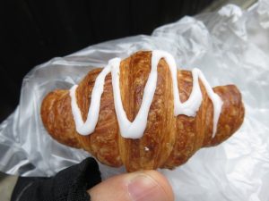 クロワッサン（ミニ）：汎洛