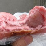 もっちり桜あんぱん：阪急ベーカリー
