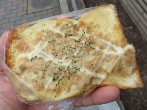 ツナトースト：阪急ベーカリー