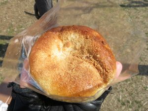 ブリオッシュ生地のカレーパン：イシノウエ