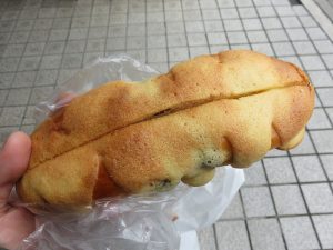 魔法のレーズンチーズサブレ：志津屋