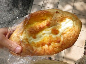 溢れる3種チーズフランス：小麦の郷