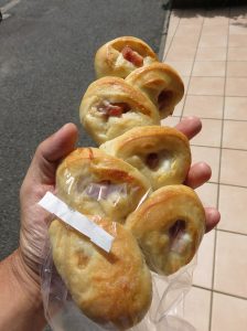 厚切りベーコンエピ：小麦の郷