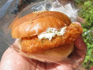 海老かつバーガー：小麦の郷