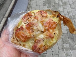 ベーコンポテト：ベーカリーみやぱん