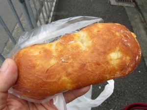 北海道コーンパン：志津屋