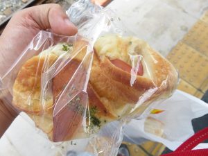 ハムロール：ササキパン本店