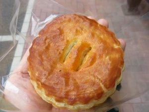 ミートパイ：住吉マル井パン