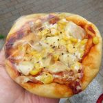 チキンとコーンのチーズピザパン：こぱん