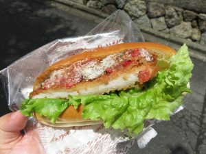 ミラノ風カツロール：ヤマダベーカリー