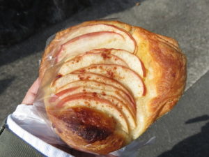 りんごのクロワッサン：Pain de mie