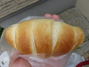 ななりあ印の塩バターロール：ベーカリーななりあ
