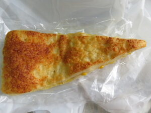 北海道コーンとチーズのリュスティック：志津屋