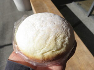 クリームパン：十右衛門ベイク