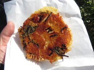 パリパリチーズの塩こんぶ：ぱん工房ラパン