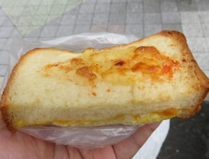 たまごのホットサンド：プティボヌール