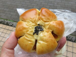 かぼちゃあんぱん：ライオンベーカリー