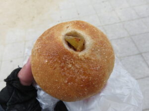 焼きリンゴ：クローバーベーカリー