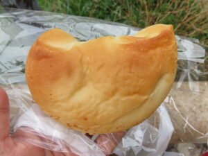 餃子パン：志津屋