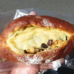 カステラとラム酒漬けレーズンのスイートブリオッシュ：マリーフランス北山店