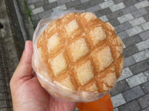 メロンパン：ライオンベーカリー