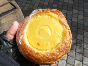 パインデニッシュ：はなぱん